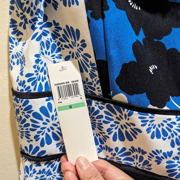 Maggy London Blue Black White Floral Sleeveless Sheath Knee Length Dress- 8/M - Picture 11 of 11